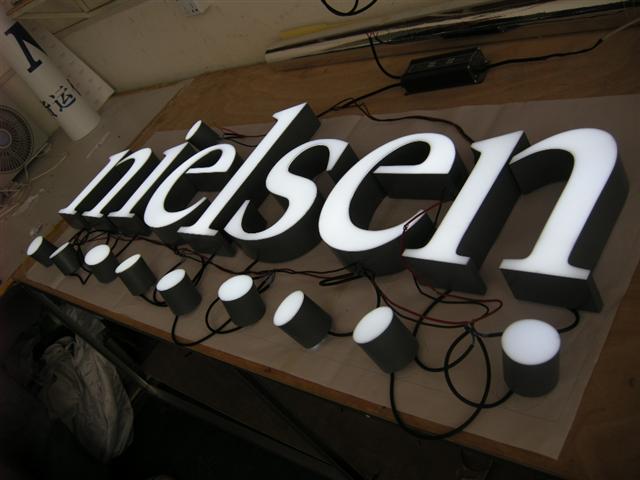 Frontlit LED channel letter